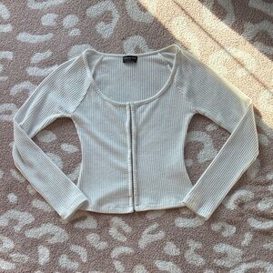 WHITE FOX White Ribbed Sweater!